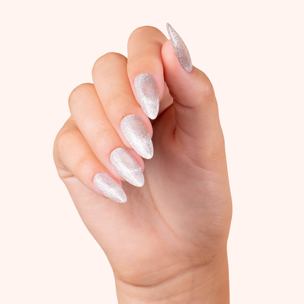 Gel Polish Shellac Flashing Cat Eye Romance